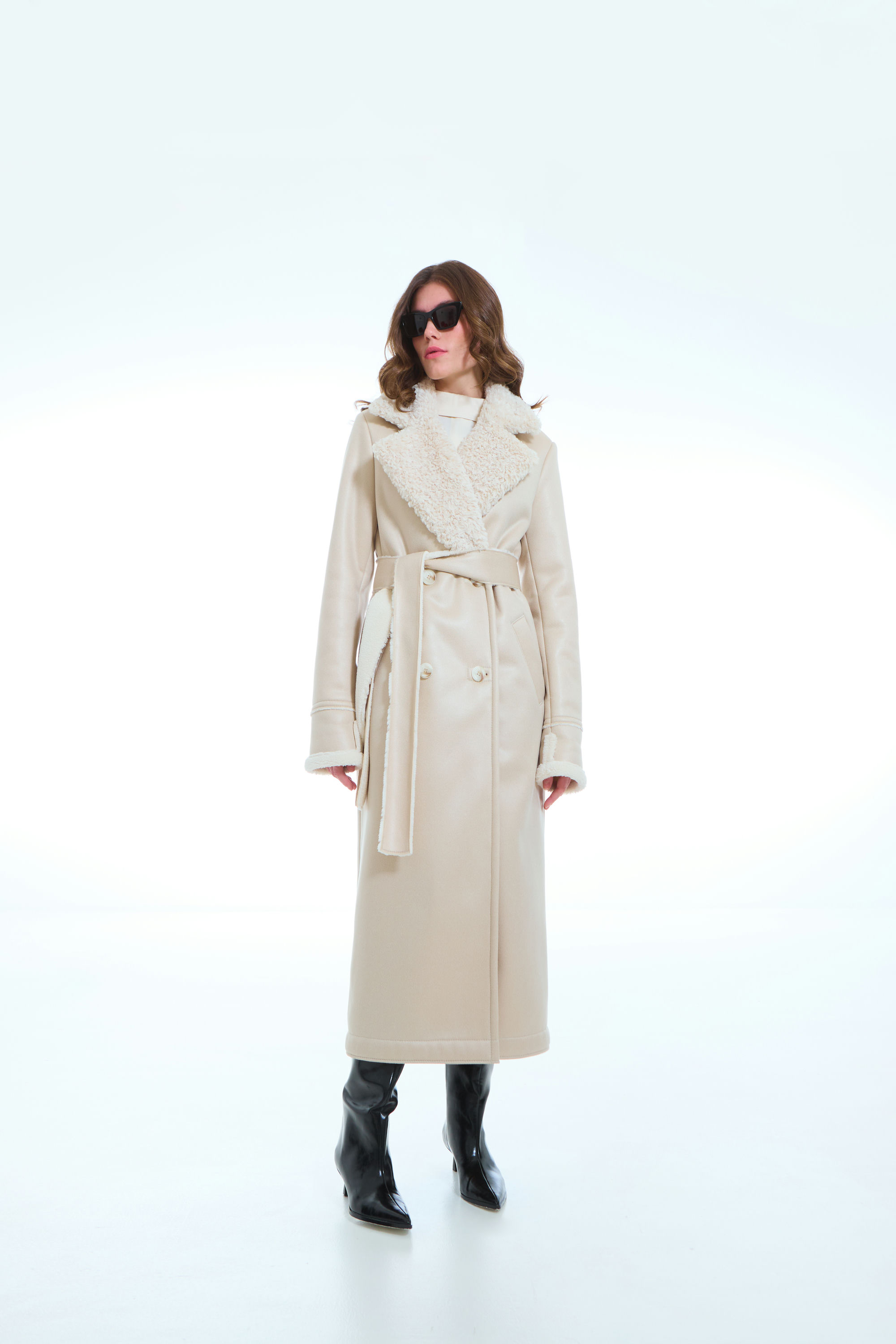 ДУБЛЕНКА ЖЕНСКАЯ 8-1902