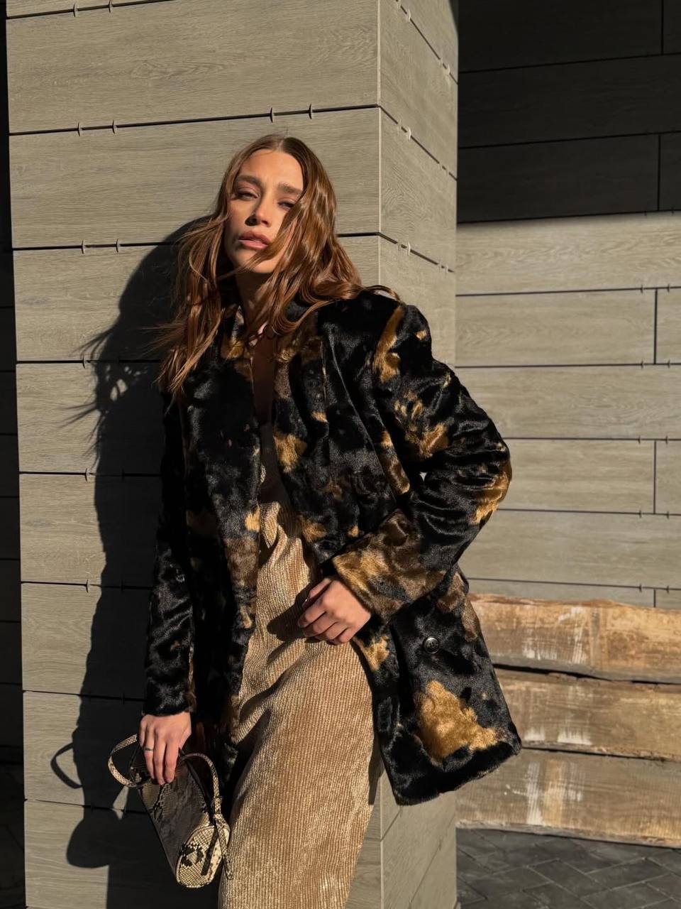 Эффектный образ с Elema