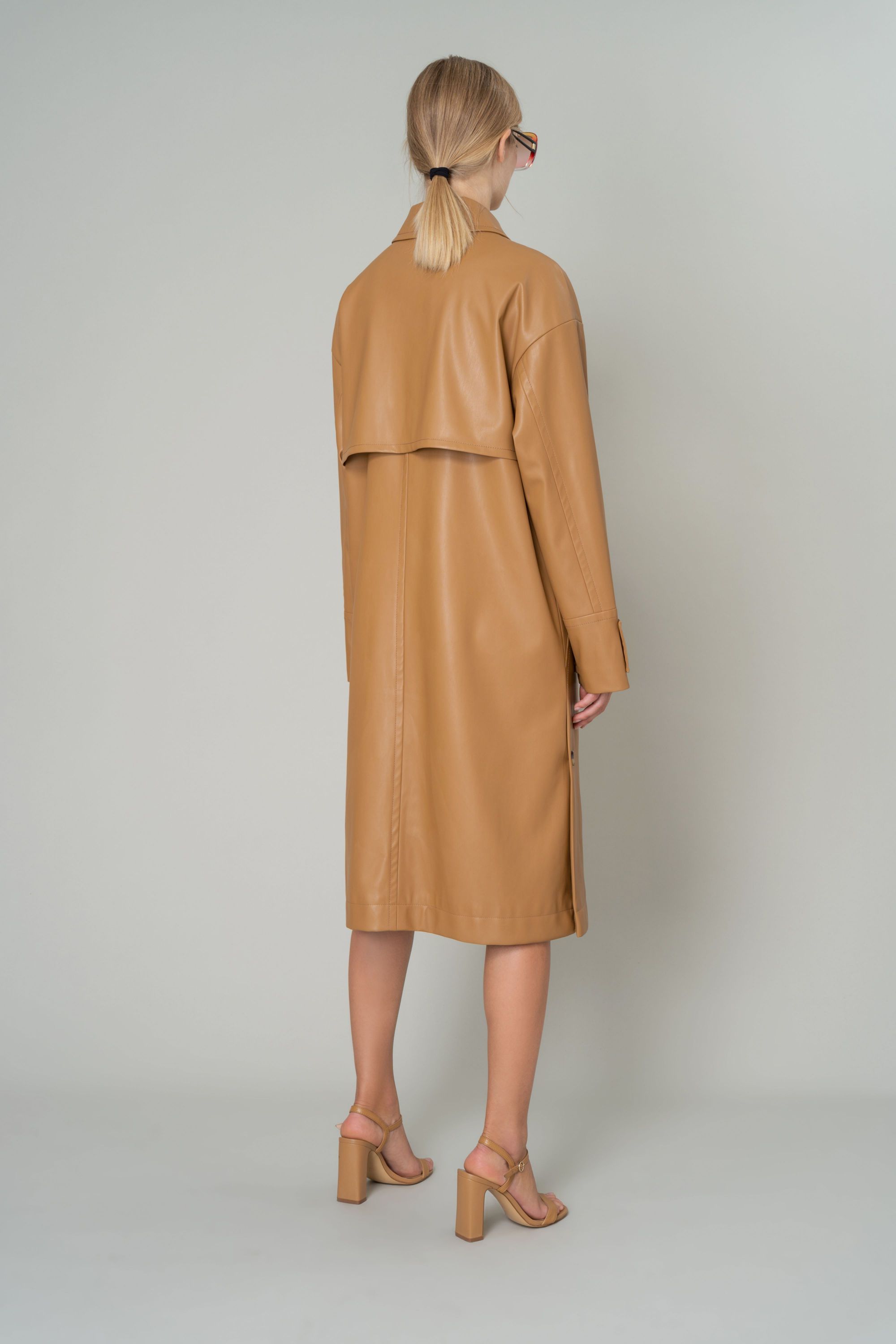 Плащ женский 2-11845-1