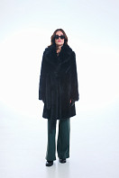 ПАЛЬТО ЖЕНСКОЕ ИЗ ИСКУССТВЕННОГО МЕХА 9-1980. Фото 2.